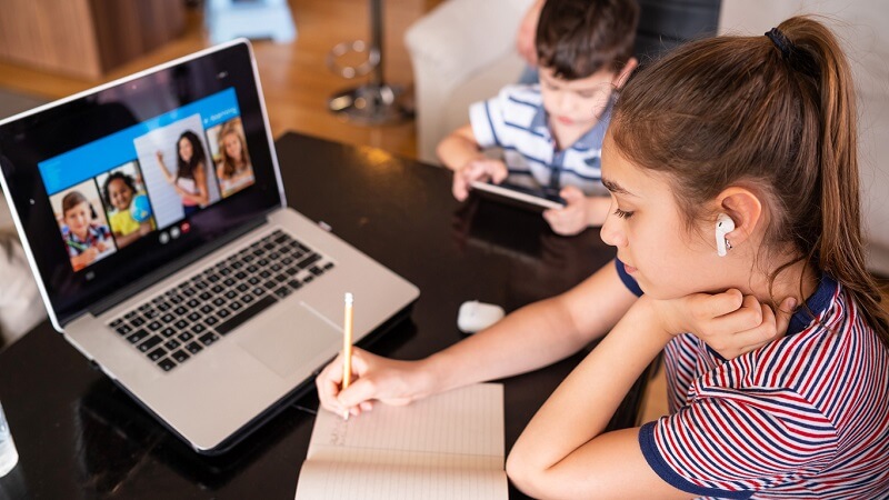 Supporting ELLs During the COVID-19 Pandemic: A Teacher’s Narrative