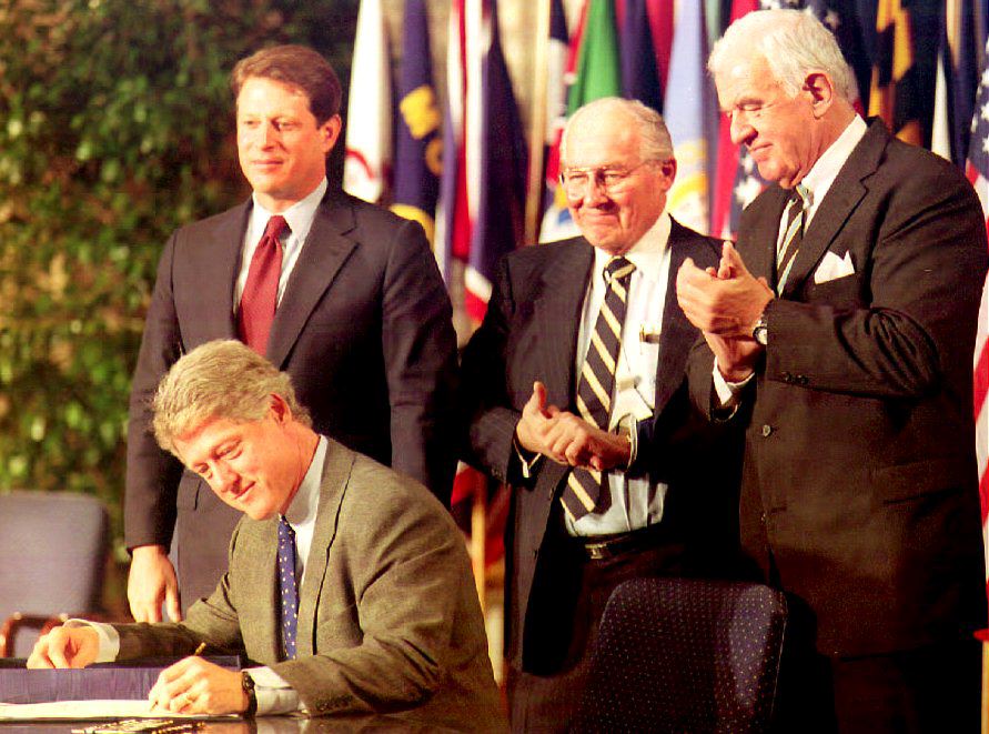 Approaches to Foreign Policy: Isolationism Versus Engagement LEARNING RESOURCE
