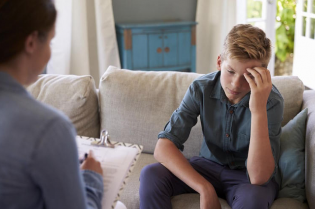 Parents’ and Teachers’ Guide to High Schooler Mental Health