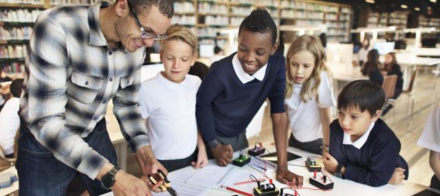UNDERSTAND ME! Supporting the Learning Needs of Diverse Gifted Students